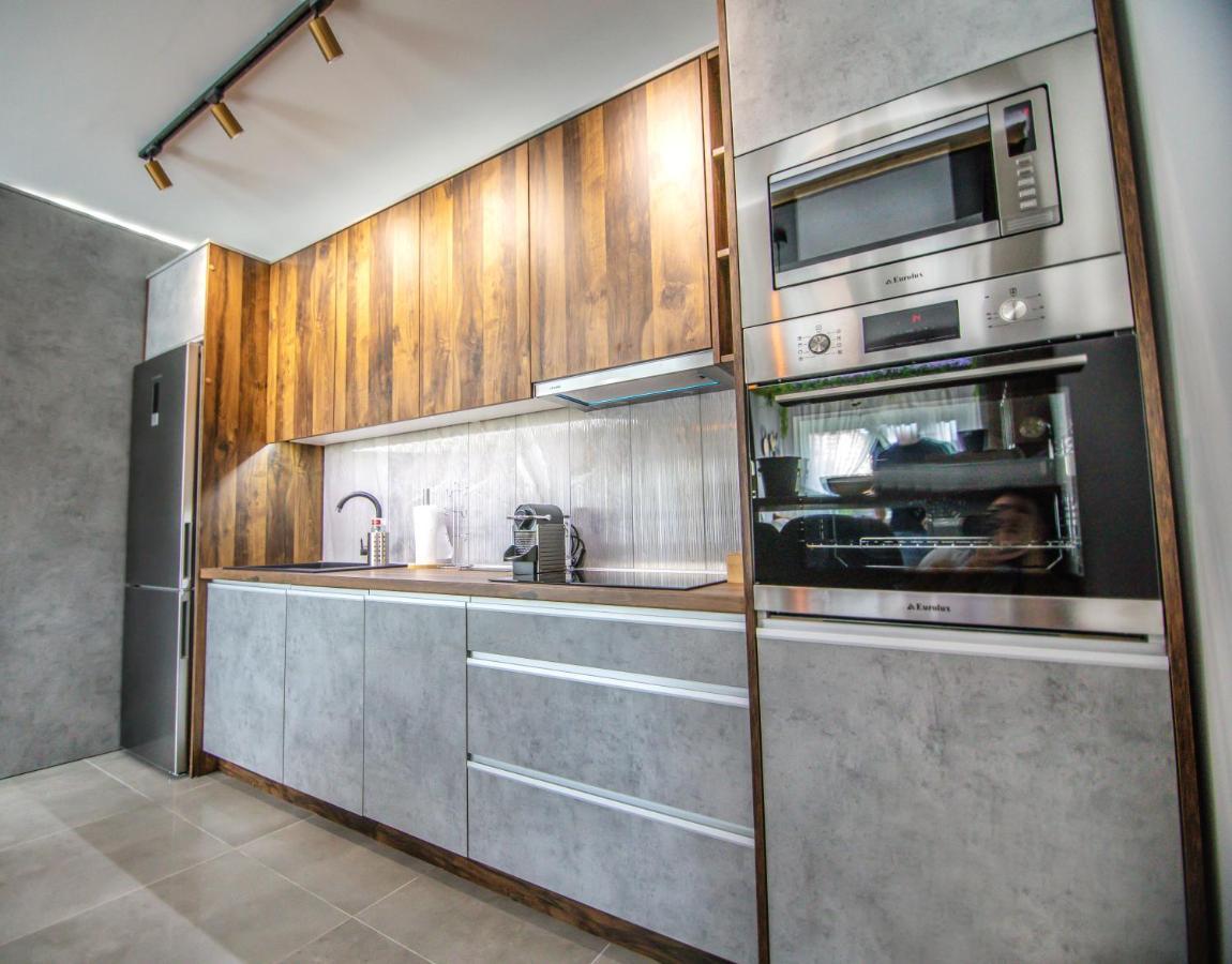 Royal Luxury Apartment วรชาซ ภายนอก รูปภาพ