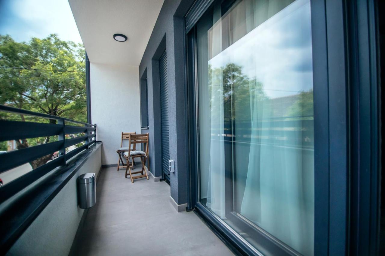 Royal Luxury Apartment วรชาซ ภายนอก รูปภาพ