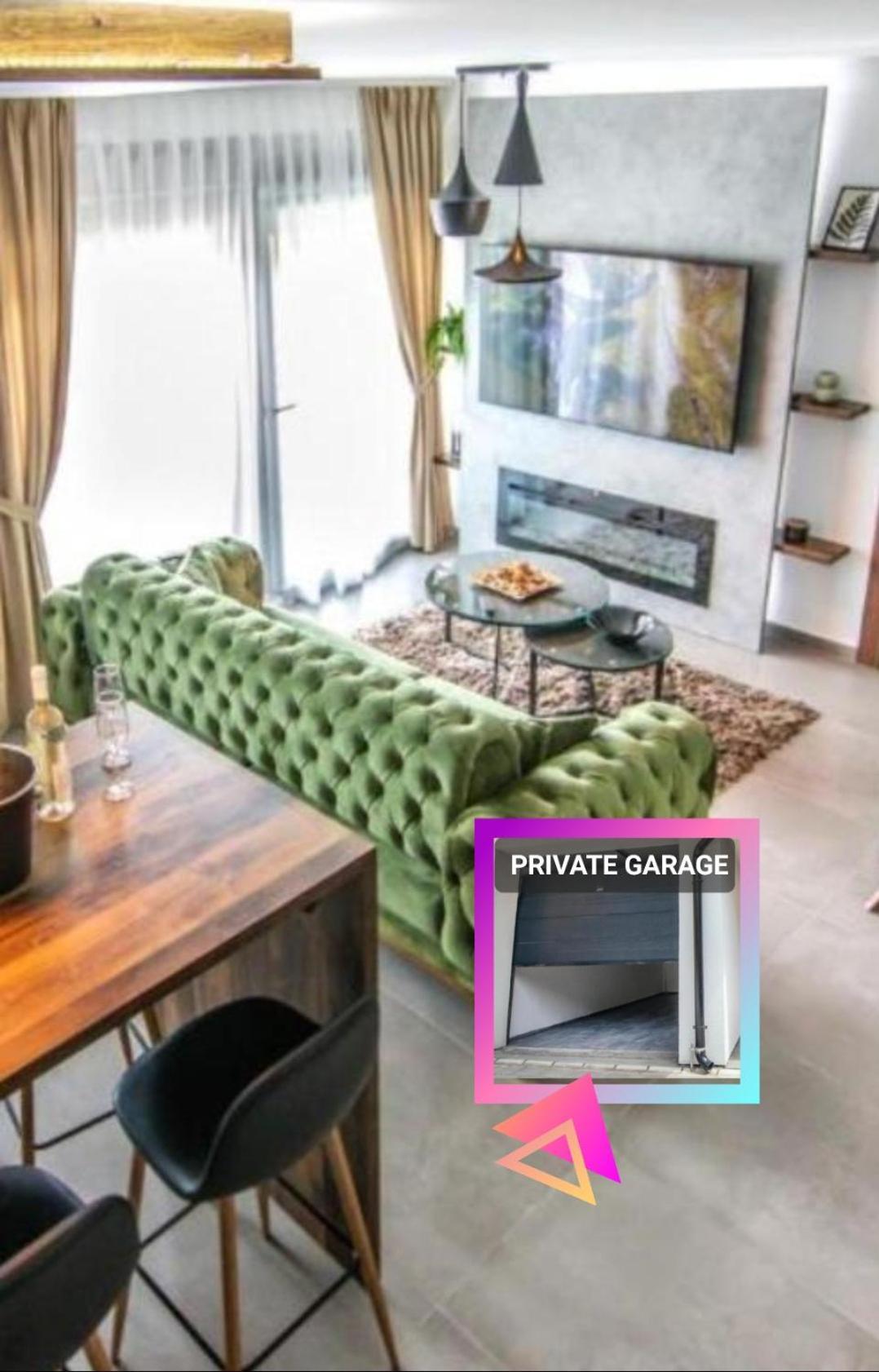 Royal Luxury Apartment วรชาซ ภายนอก รูปภาพ